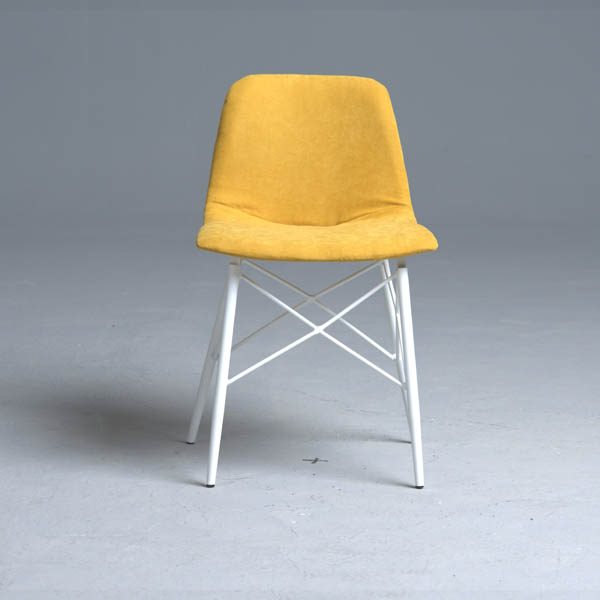 Chaise vintage capitonnée