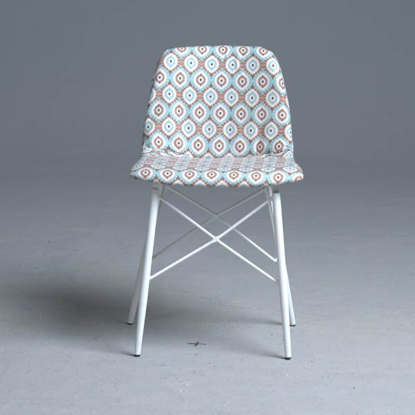 Chaise vintage capitonnée