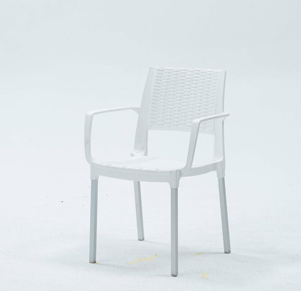 Chaise ROTIN en Tunisie